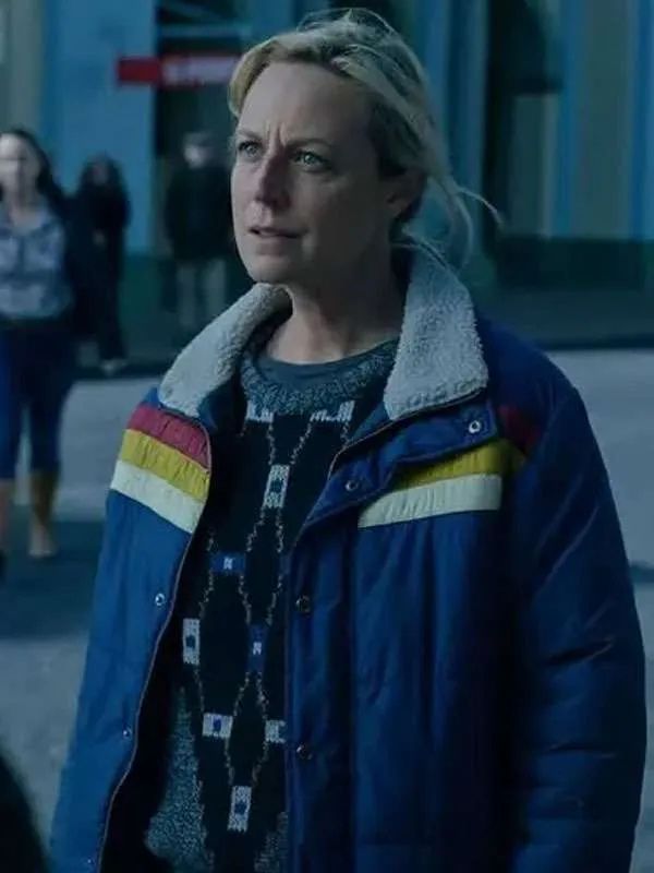 Marta Dusseldorp Bay of Fires S01 Blue Puffer Jacket