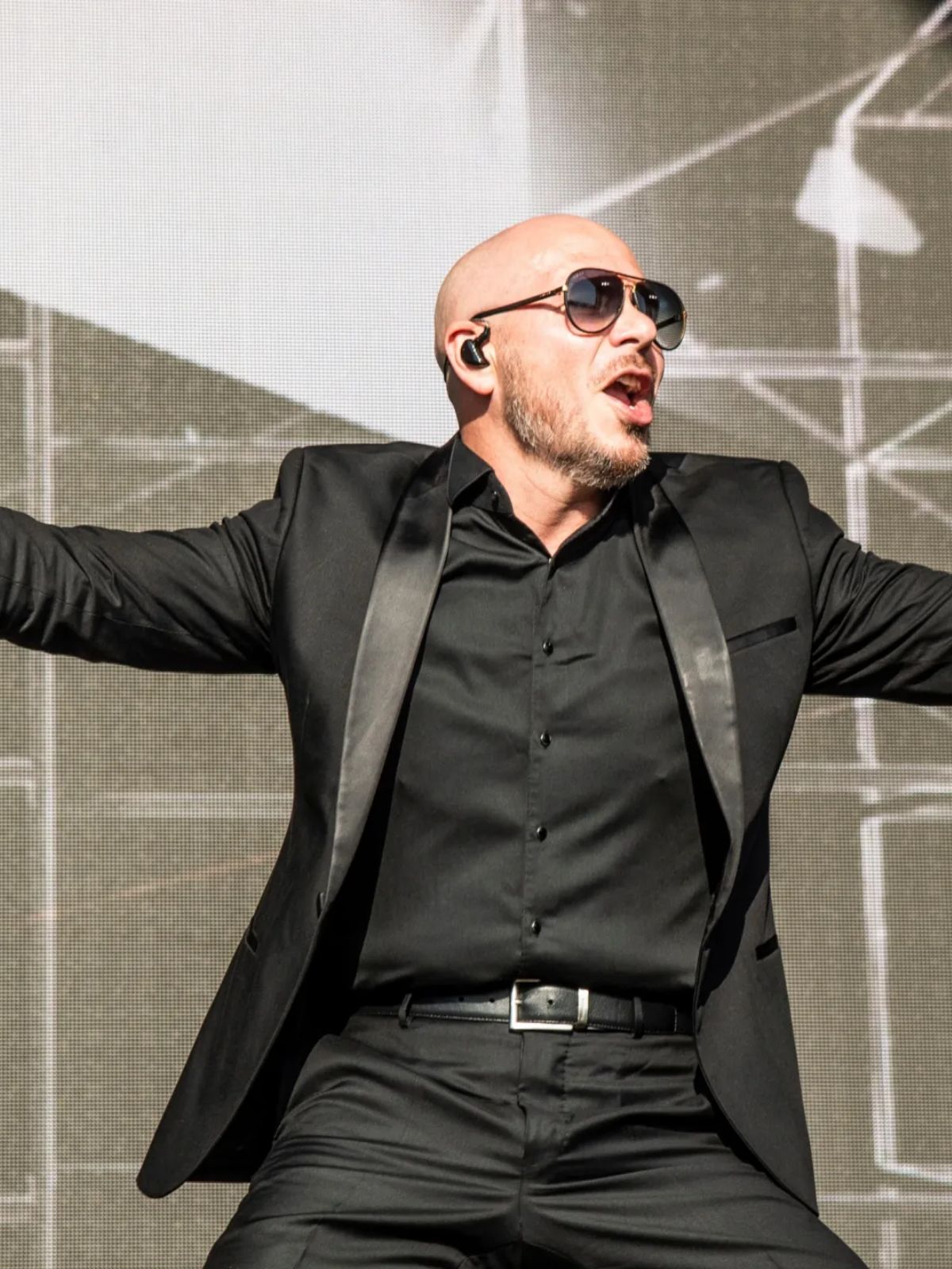 I’m Back Tour Pitbull Black Blazer
