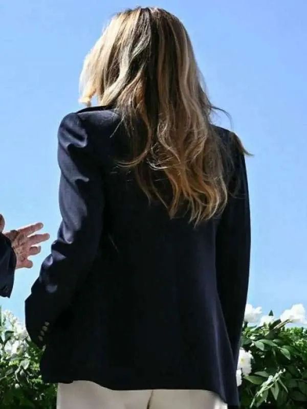 Melania Trump White House Easter Egg Roll Navy Blue Blazer