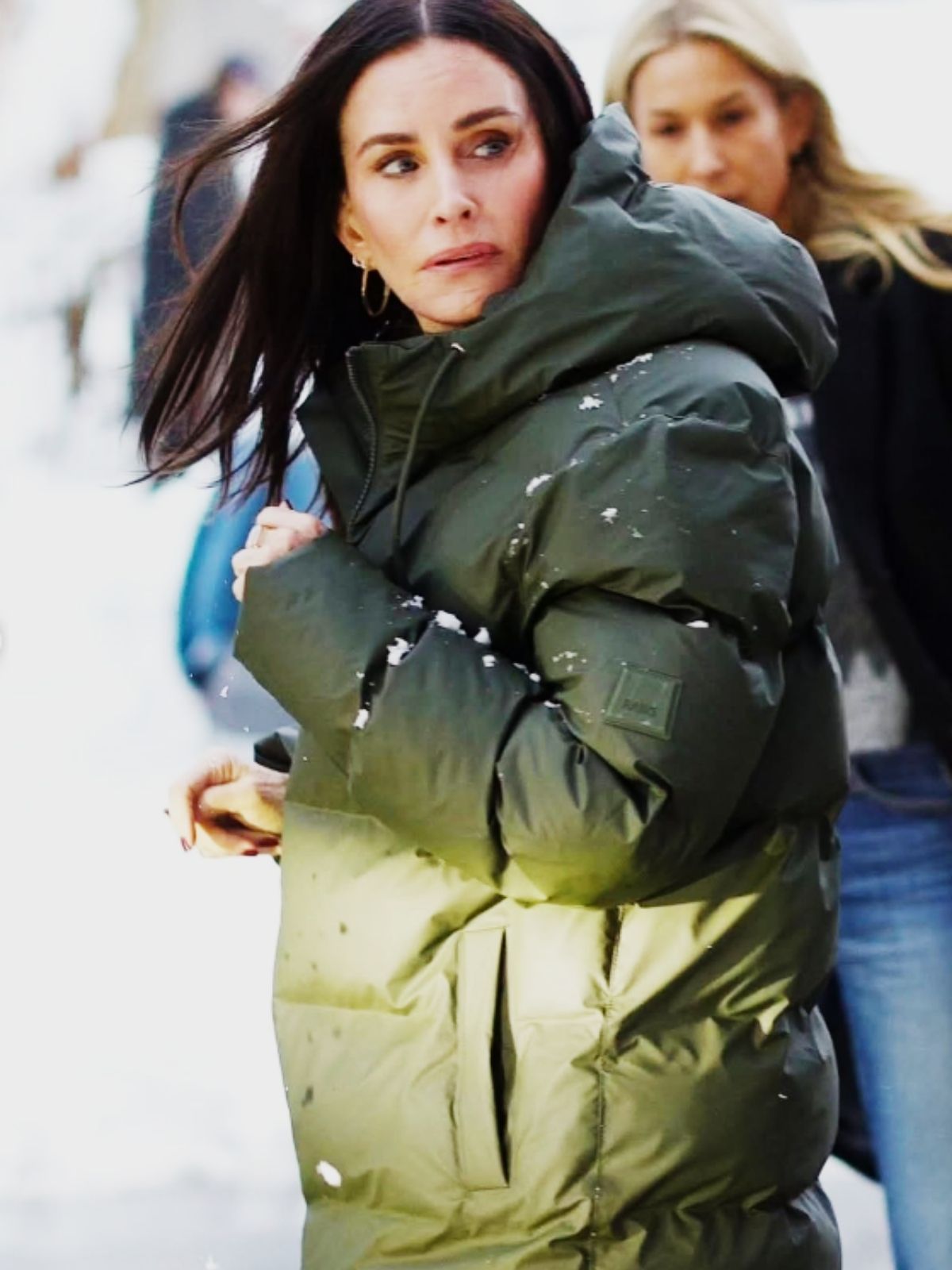 New York City Courteney Cox Green Puffer Hooded Coat