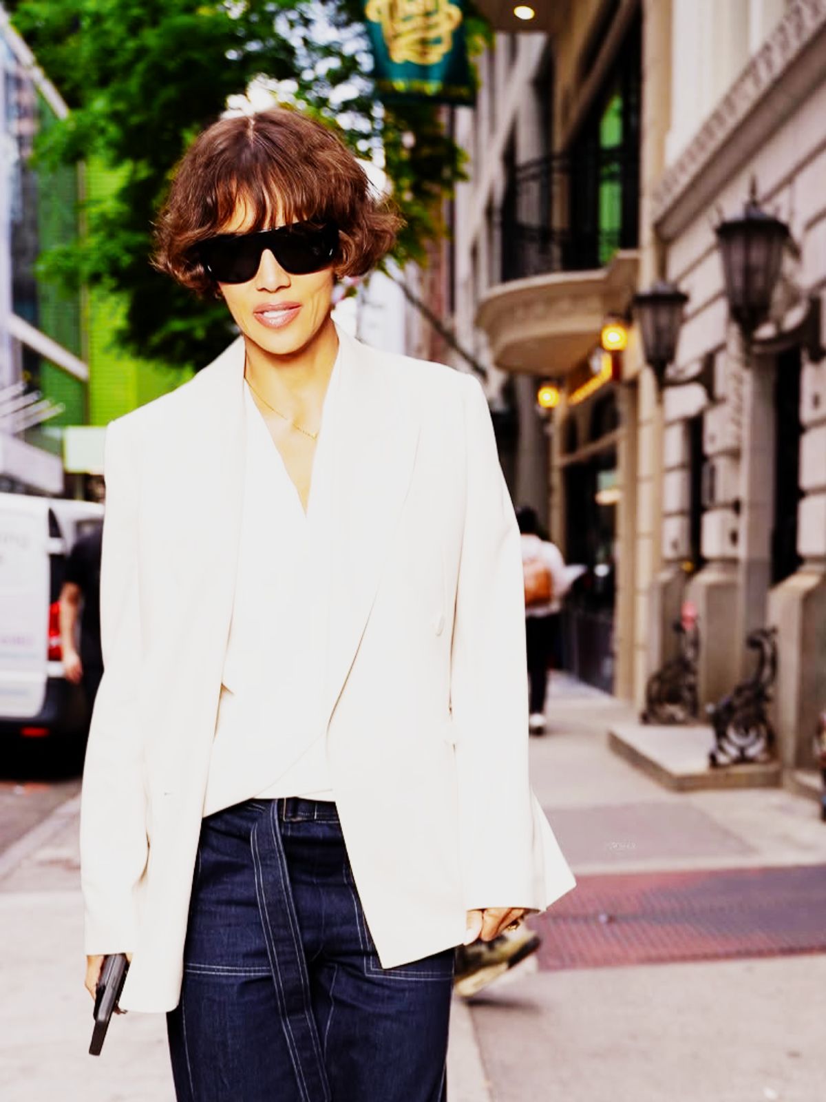 New York City Halle Berry White Blazer
