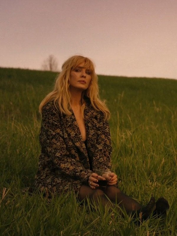 Yellowstone SO5 Beth Dutton Floral Coat